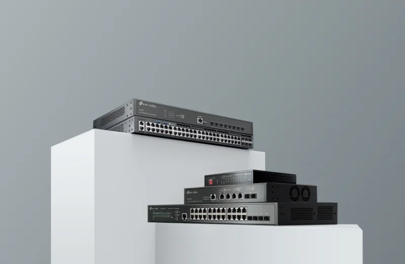 TP-Link Omada Pro S5500-24GP4F 24-Port PoE+ Gigabit L2+ Managed Switch with 4 SFP Slots - Image 2